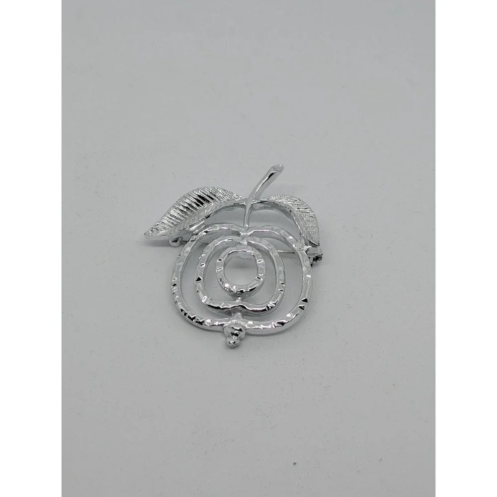 Vintage Sarah Coventry Saucy Apple Signed Brooch Silver Tone Pin‎ Teacher Gift